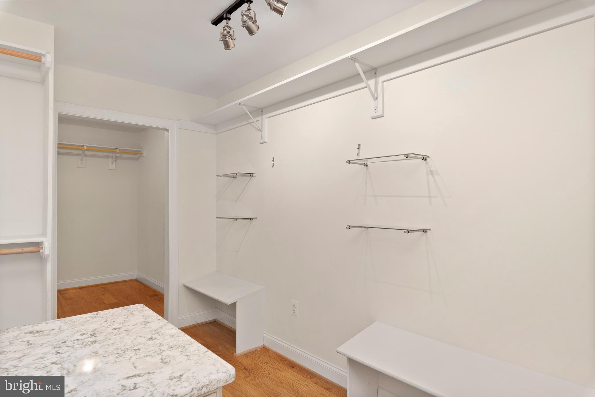 ARNOLD - Residential