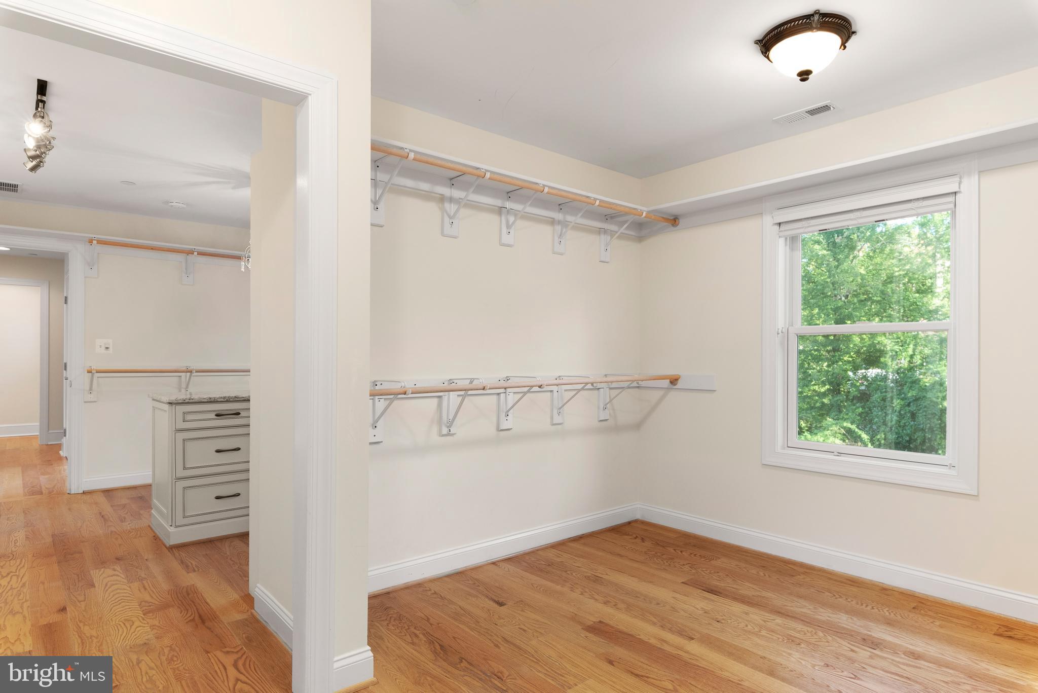 ARNOLD - Residential