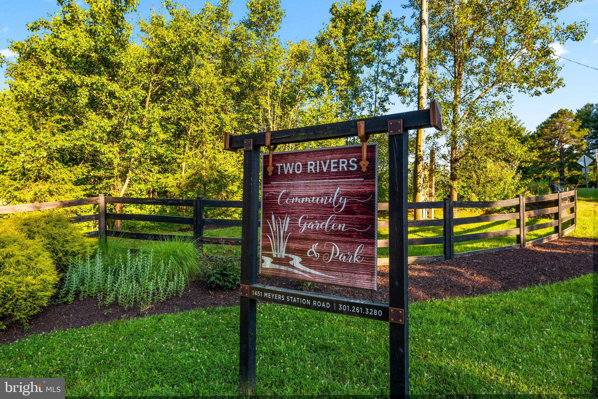 TWO RIVERS - Residential