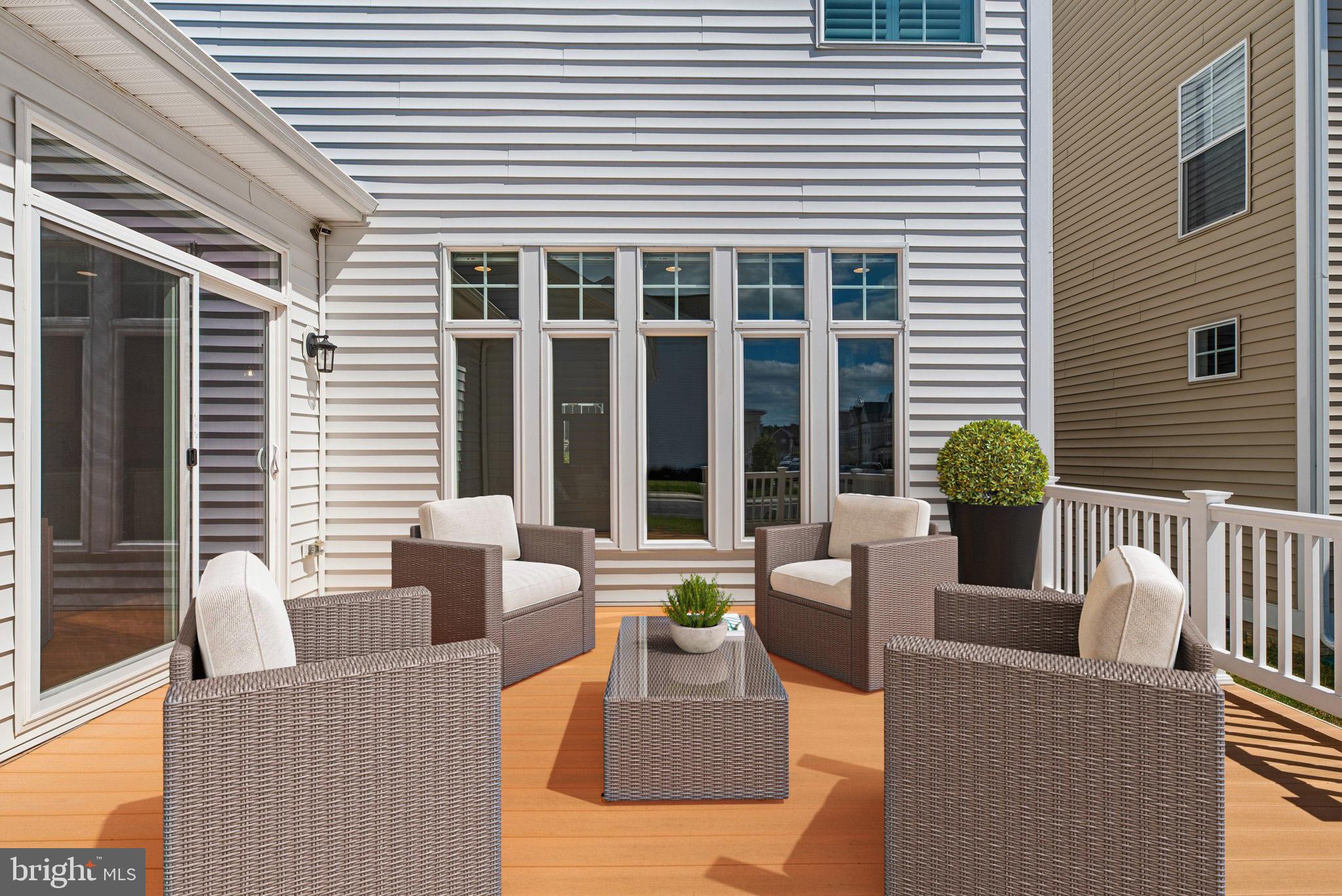 TWO RIVERS - Residential