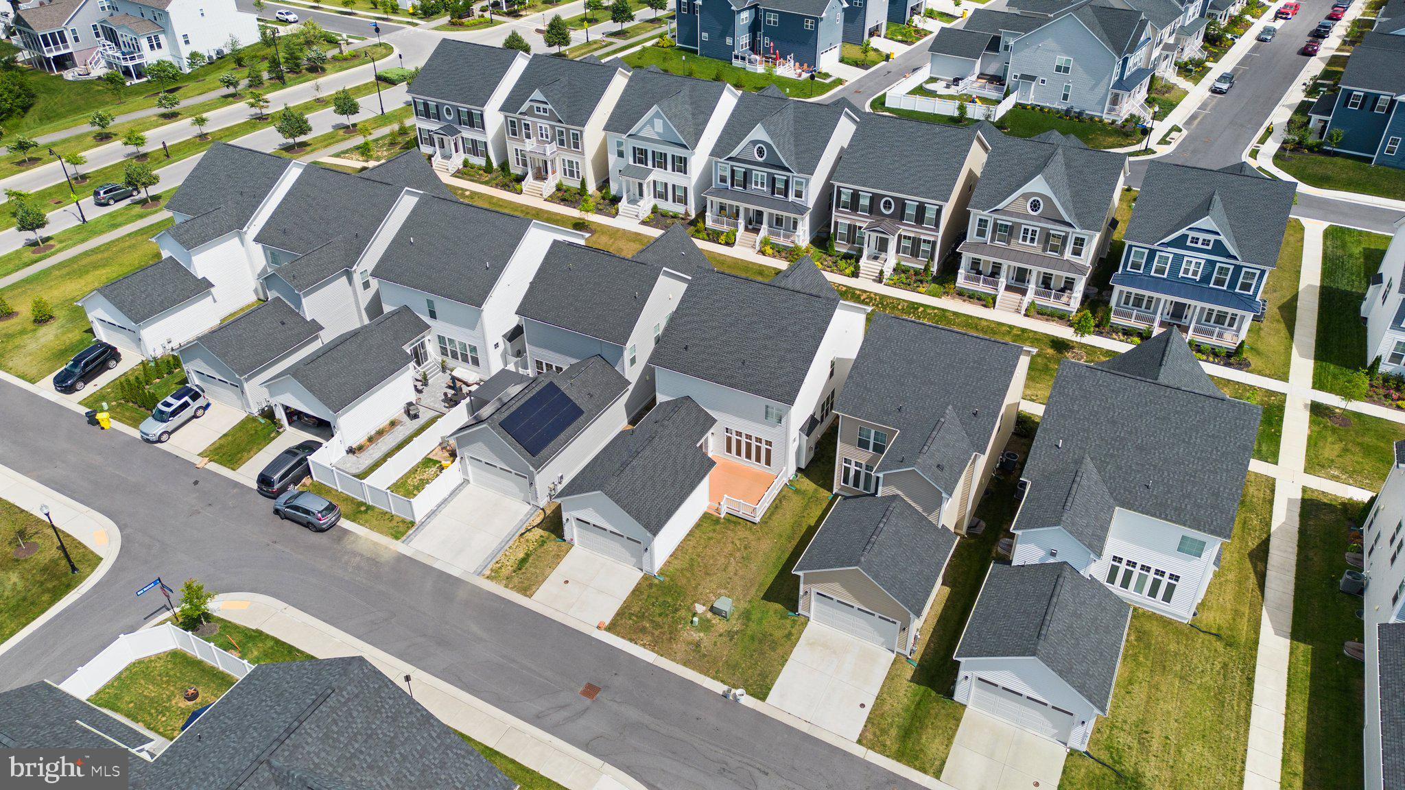 TWO RIVERS - Residential