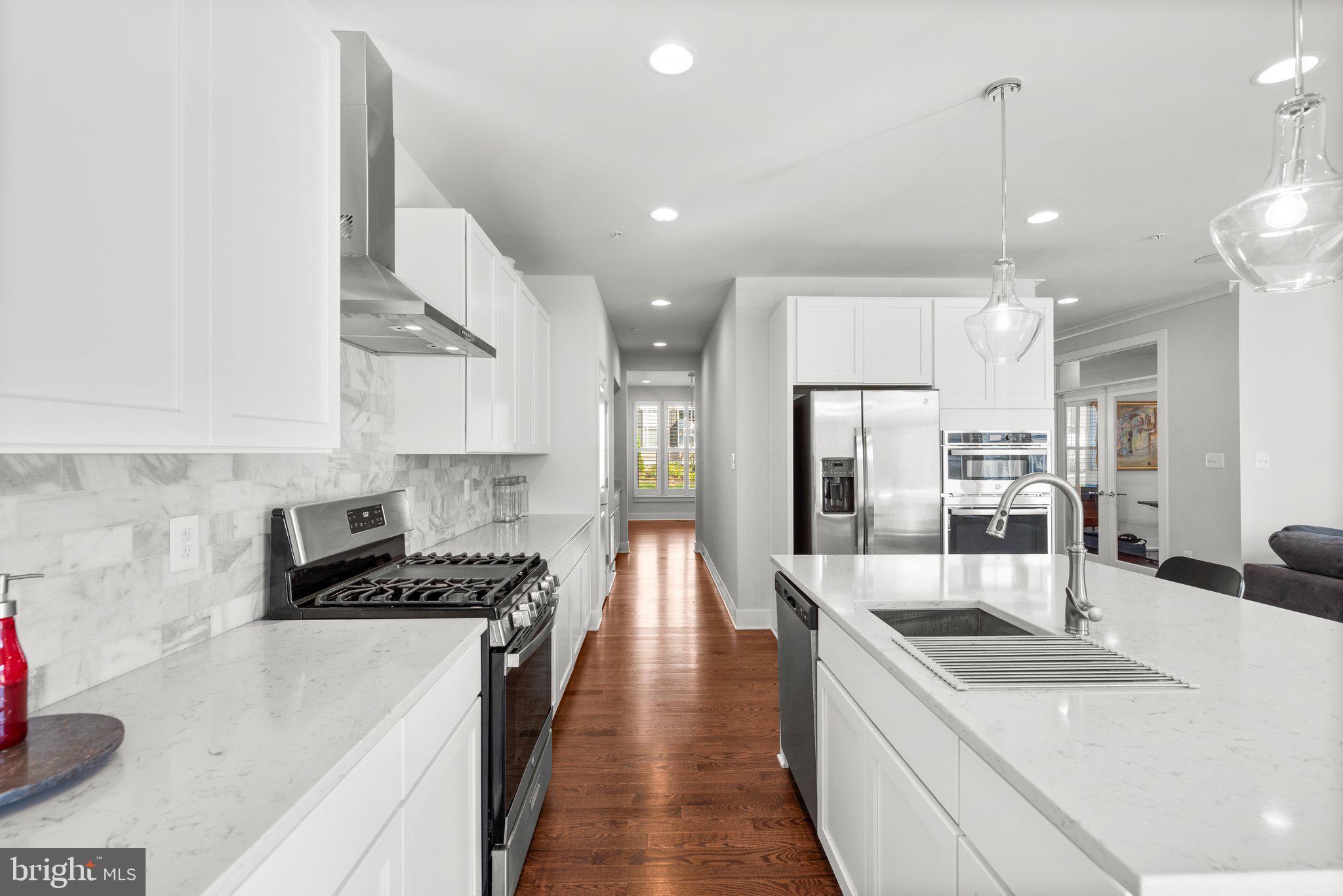 TWO RIVERS - Residential