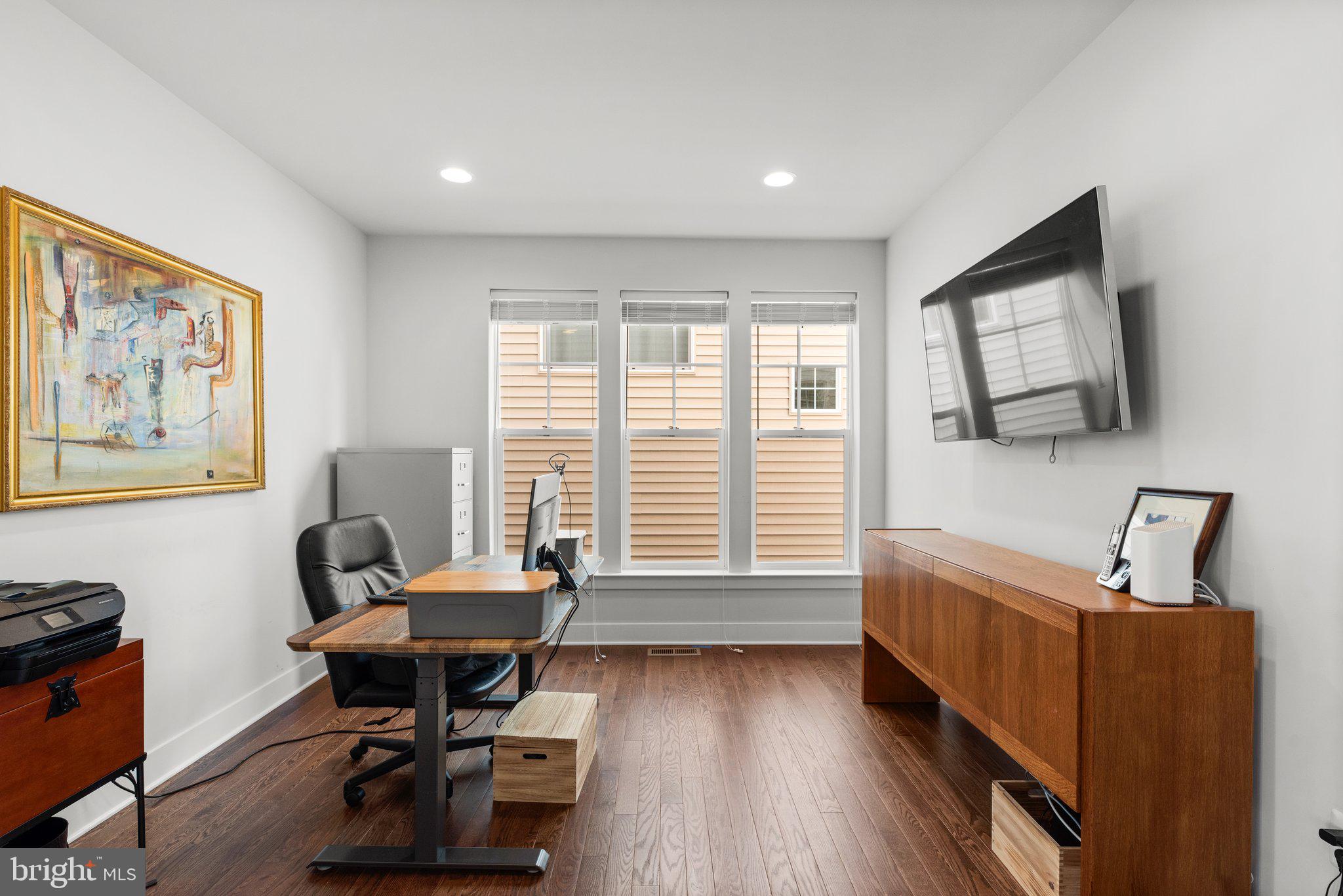 TWO RIVERS - Residential