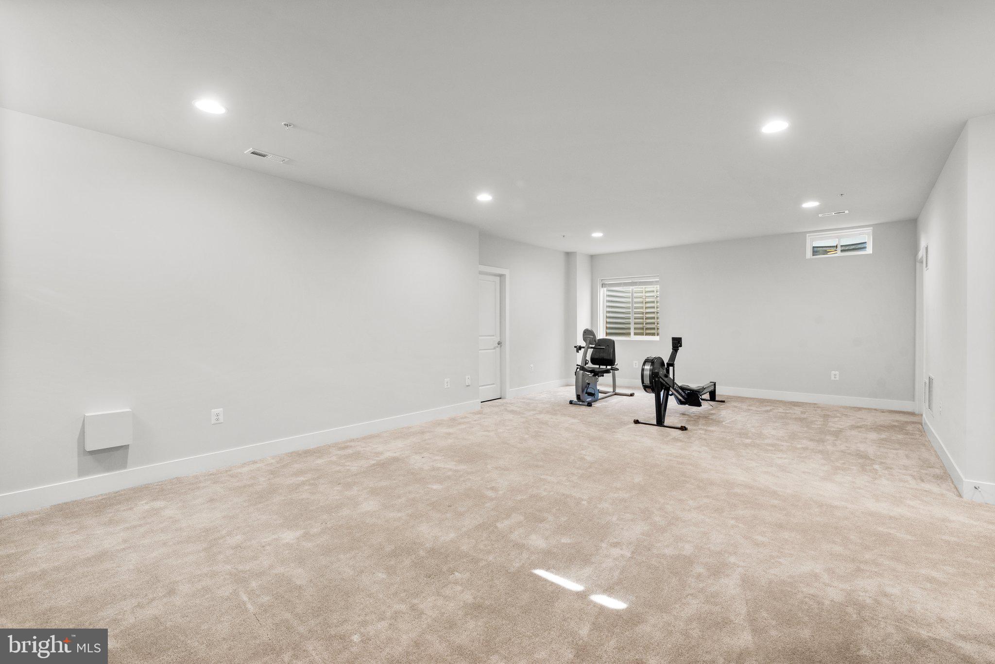 TWO RIVERS - Residential