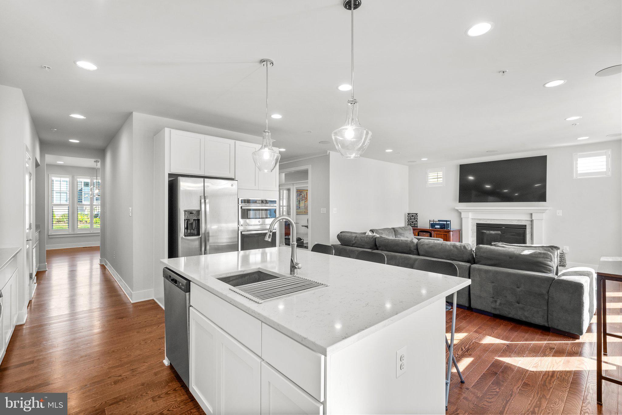 TWO RIVERS - Residential