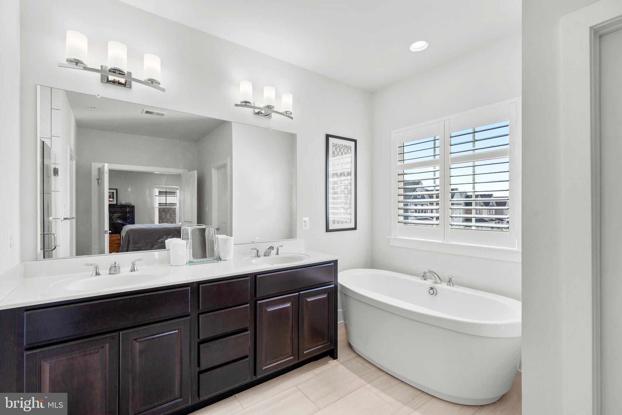 TWO RIVERS - Residential