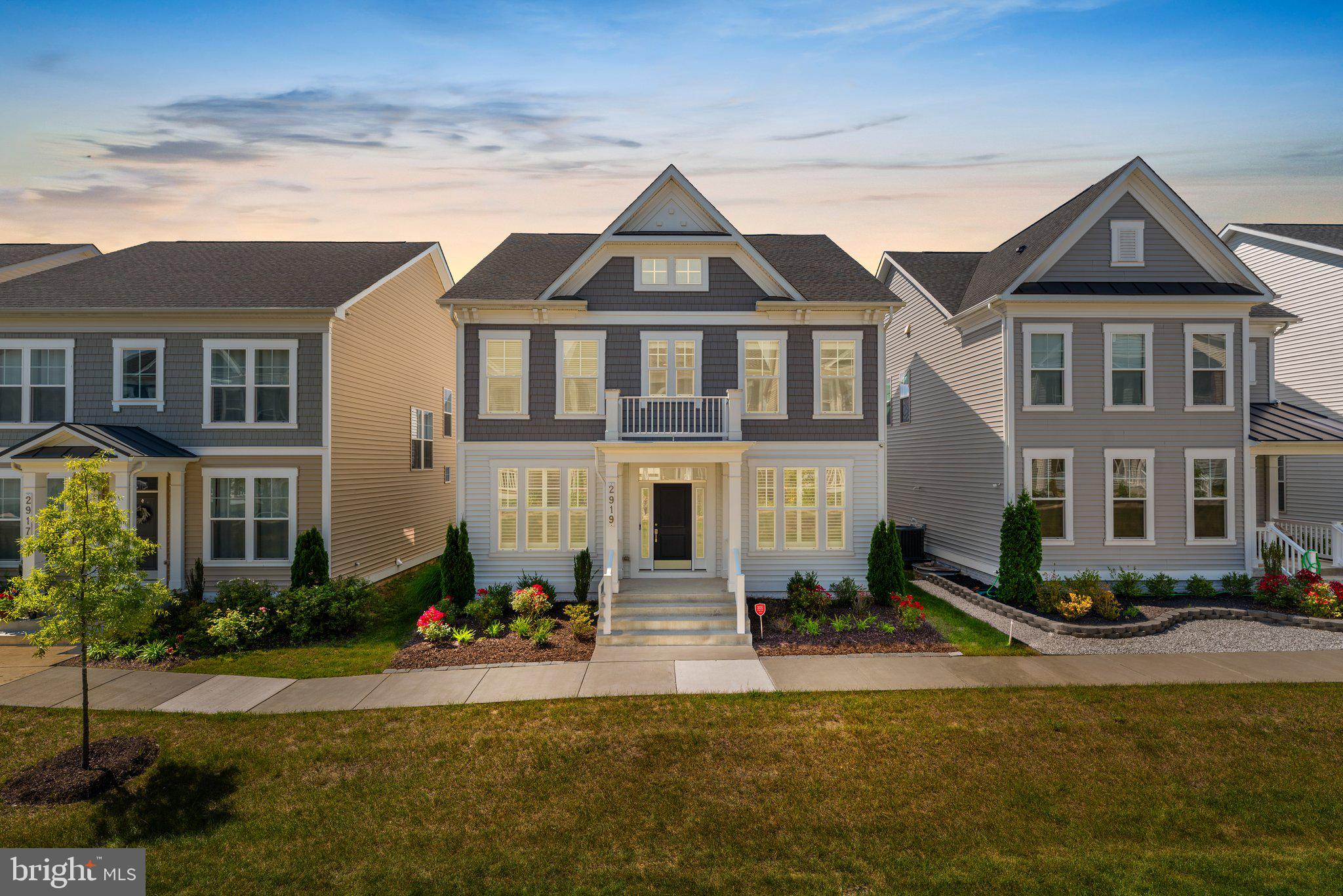 TWO RIVERS - Residential