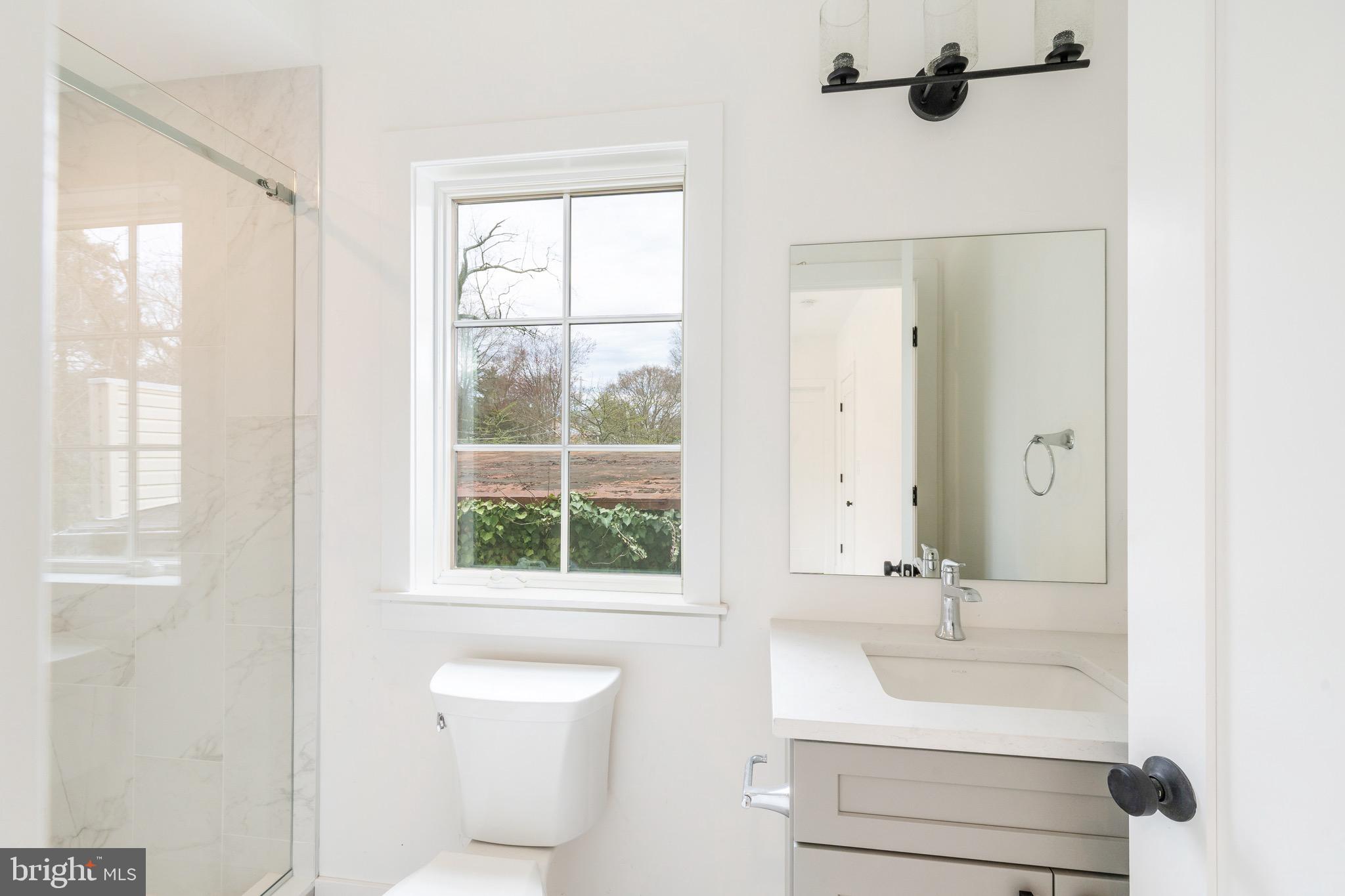 CHESTNUT HILL - Residential