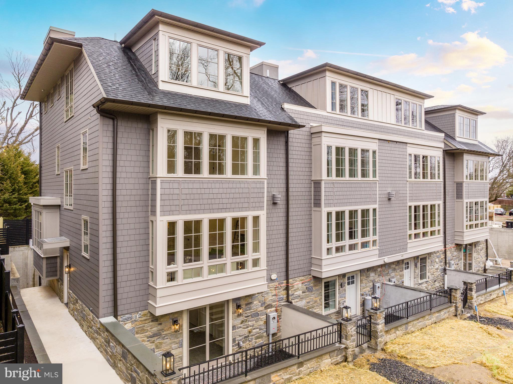 CHESTNUT HILL - Residential