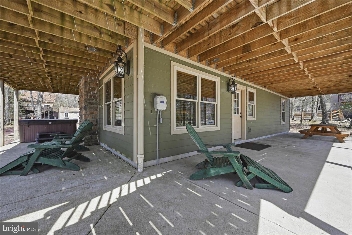 LAKE HARMONY ESTATES - Residential