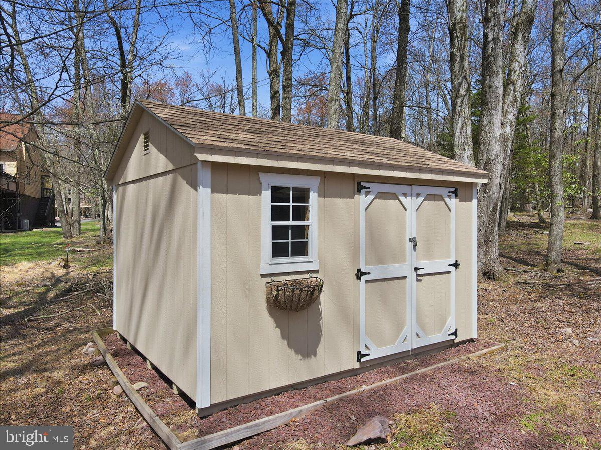 LAKE HARMONY ESTATES - Residential