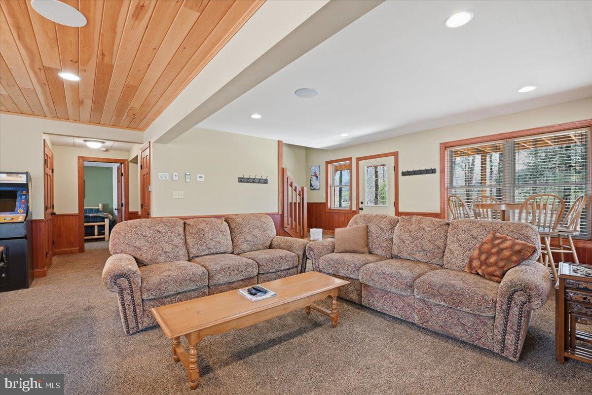 LAKE HARMONY ESTATES - Residential