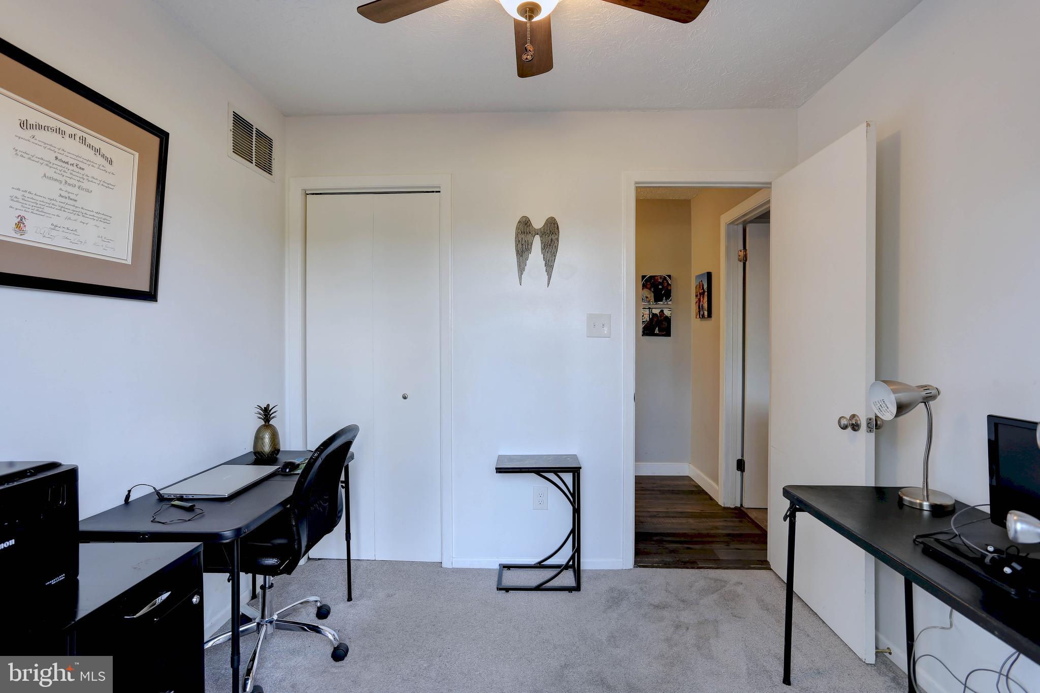 CREEK VIEW - Residential