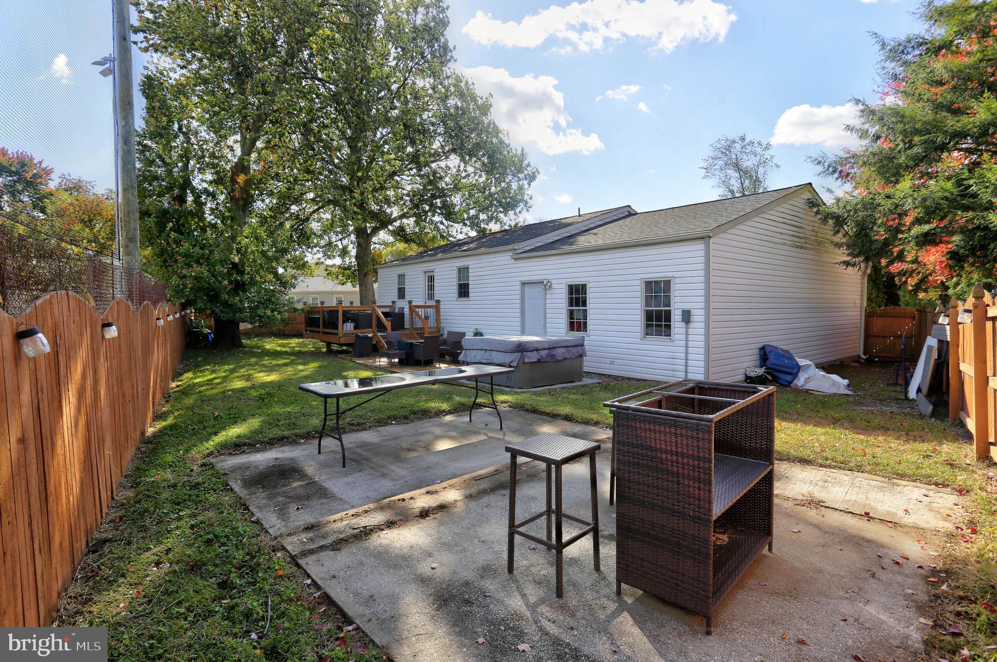 CREEK VIEW - Residential