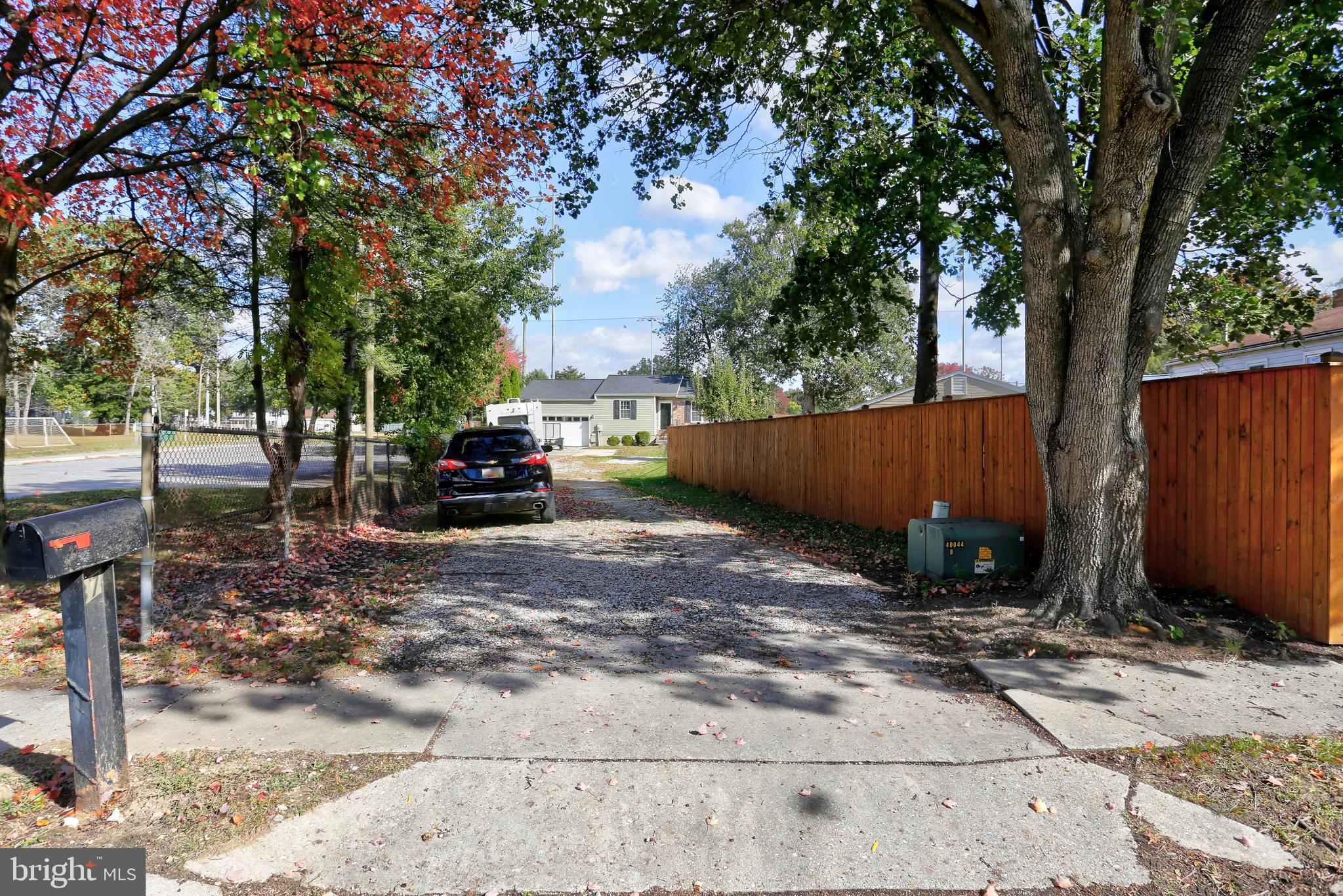 CREEK VIEW - Residential