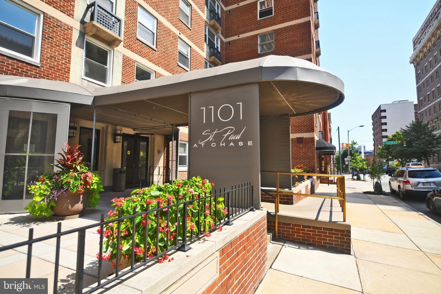 Stunning city views from this spacious 2 bedroom, 2 bath condo plus office in the heart of Mt. Vernon! Living room has wood floors, eat-in kitchen with luxury vinyl plank flooring, stainless steel appliances, ceramic cooktop and wall oven. Primary bedroom with single closet (2) and walk-in closet, attached primary bath with luxury vinyl plank flooring and stand-up shower. 2nd bedroom has carpet and double closet. Completely remodeled hall bath has tub/shower with cut-in for amenities. Office or 3rd bedroom has wood floors and recessed lighting. Walking distance to restaurants, shops, colleges and public transportation. 24-hour front desk, secure building, surveillance system, parking available for addtional fee.