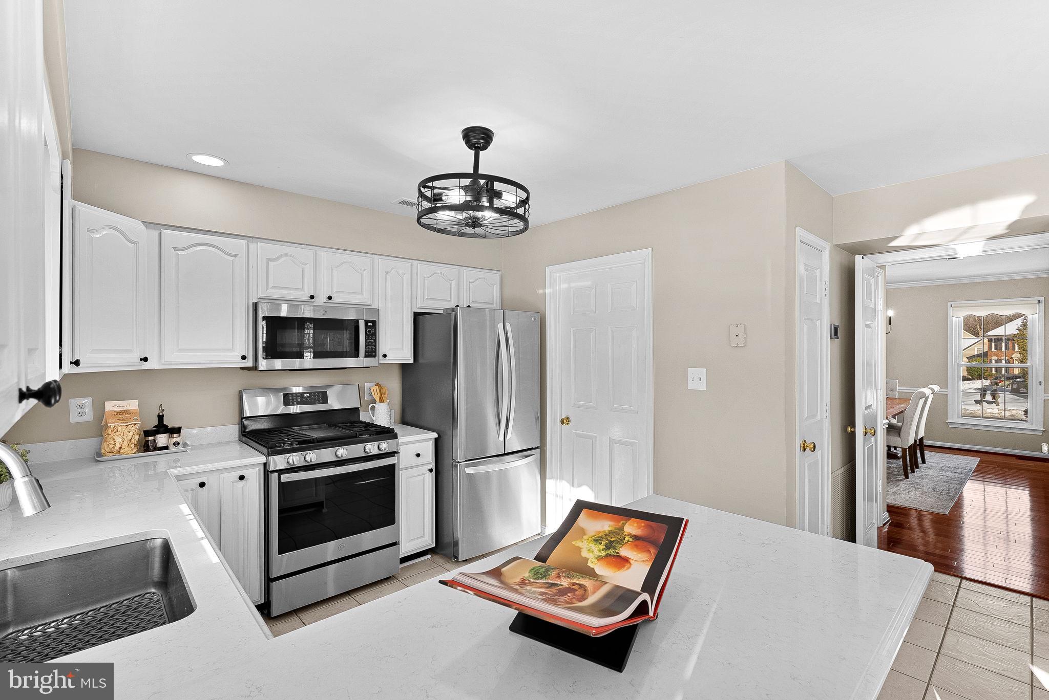 COUNTRYSIDE - Residential