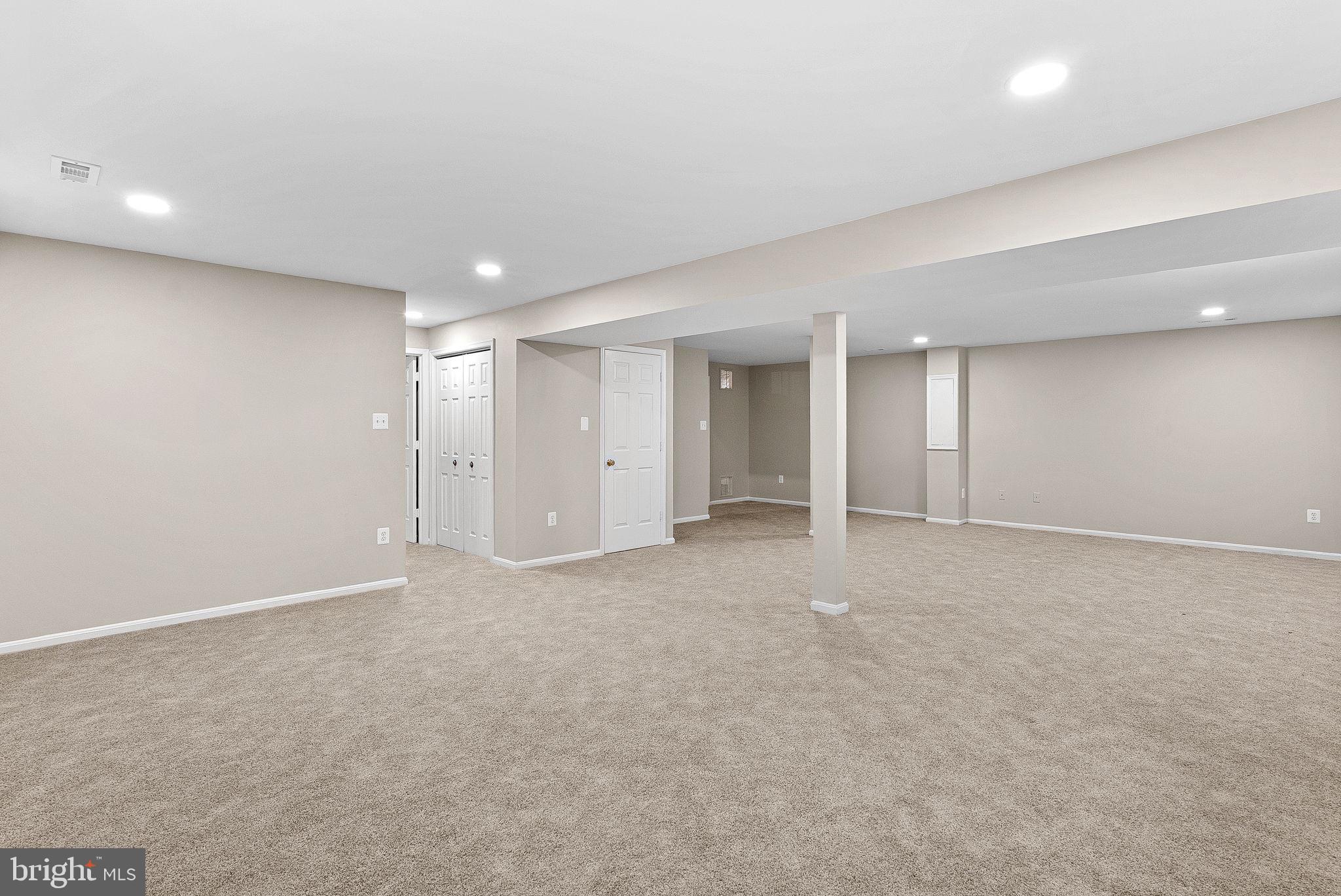 COUNTRYSIDE - Residential