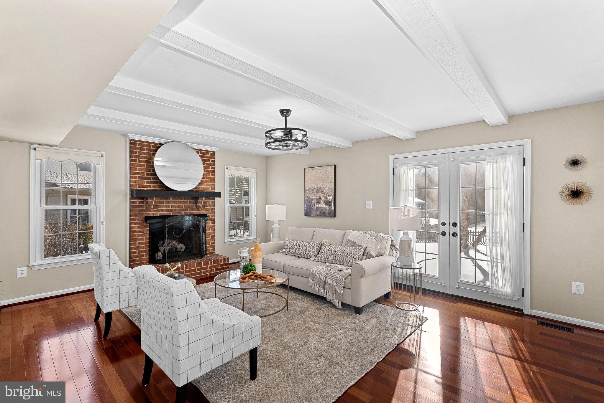 COUNTRYSIDE - Residential