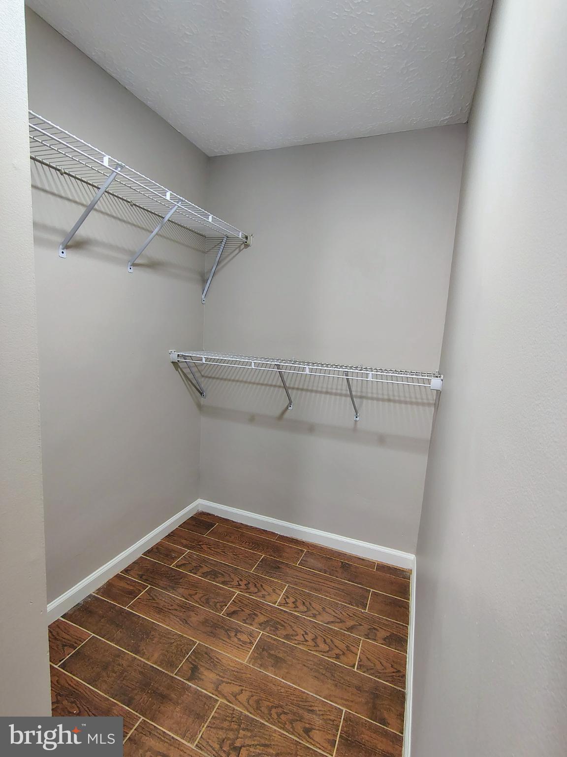 GUNNERS VIEW - Residential Lease