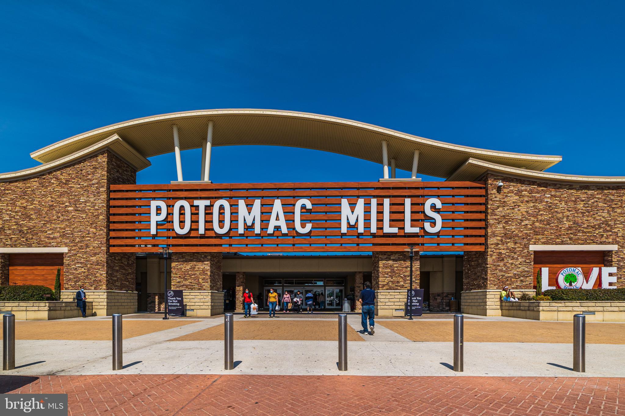 1066 GARDENVIEW LOOP 304