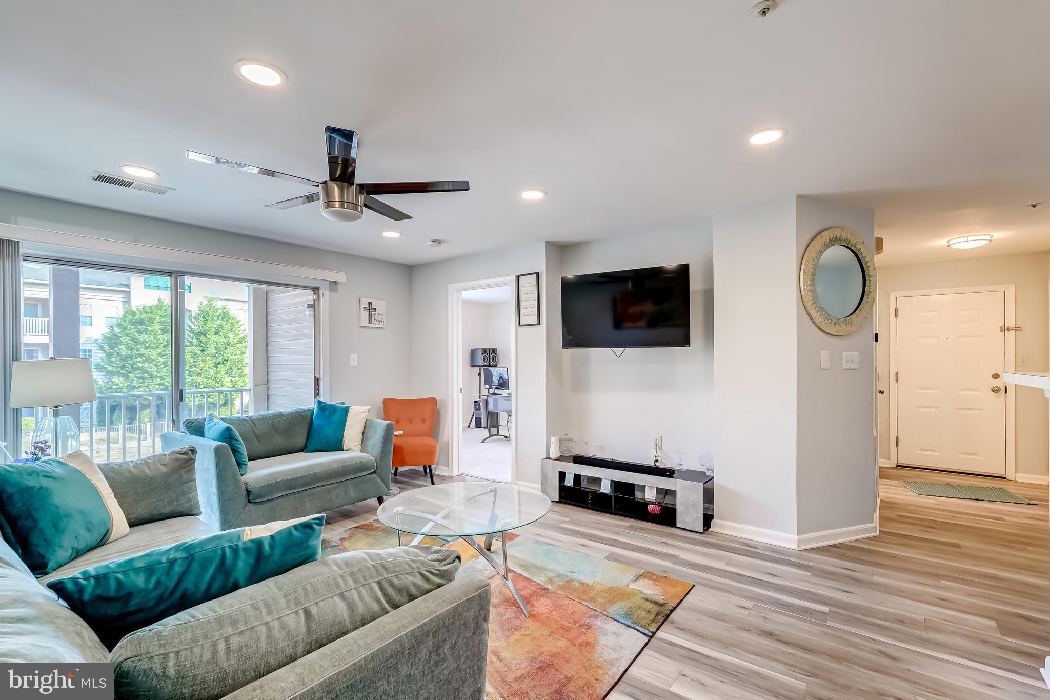 1066 GARDENVIEW LOOP 304