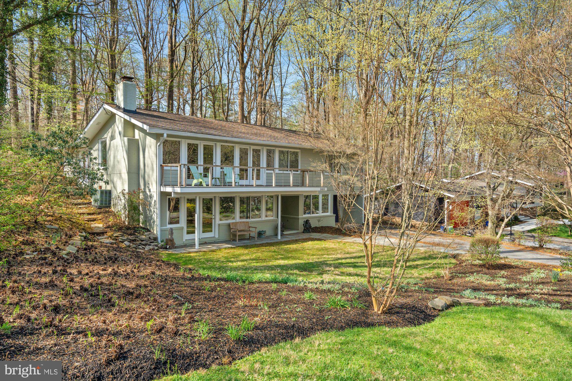 CARDEROCK SPRINGS - Residential