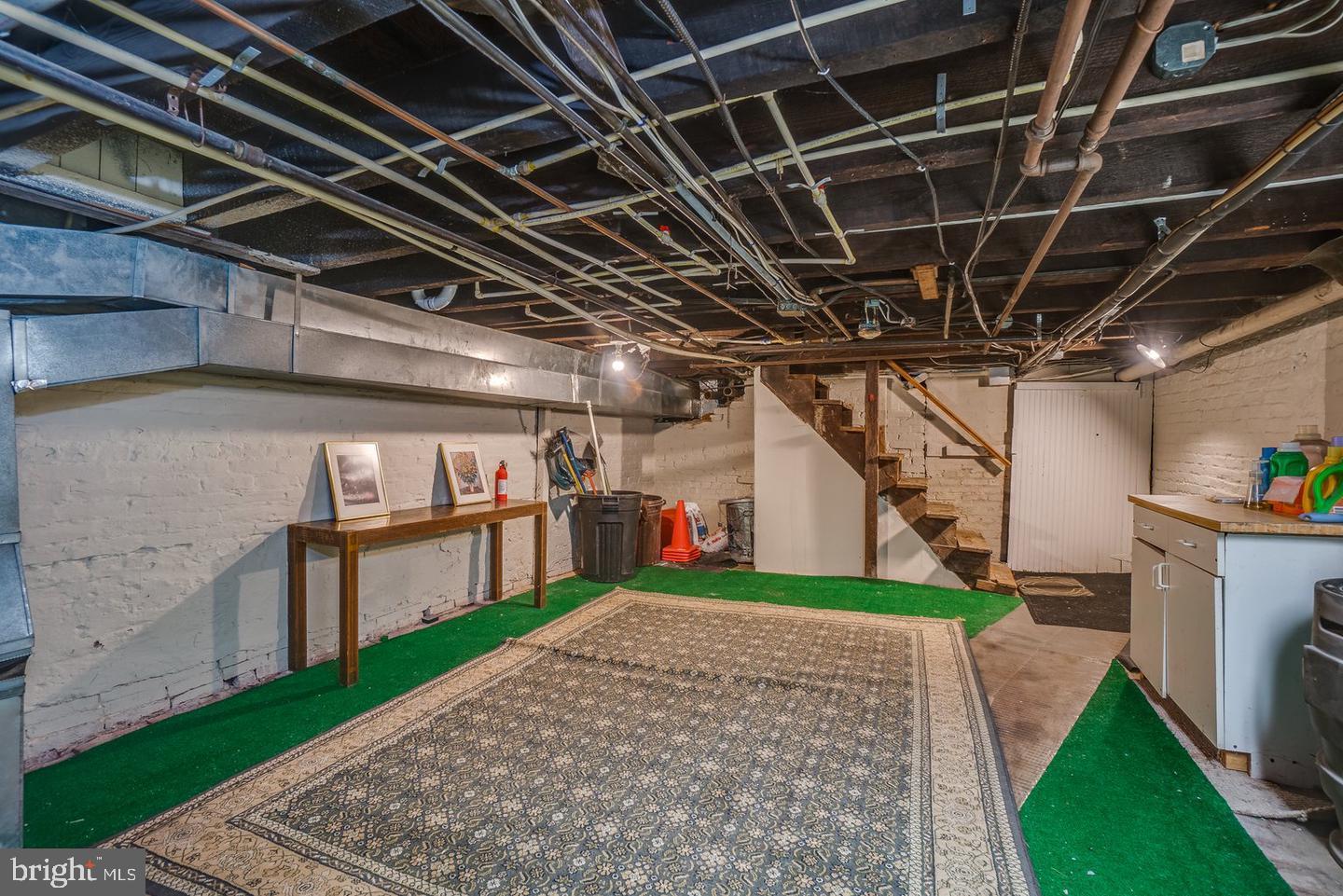 FEDERAL HILL HISTORIC DISTRICT - Residential Lease