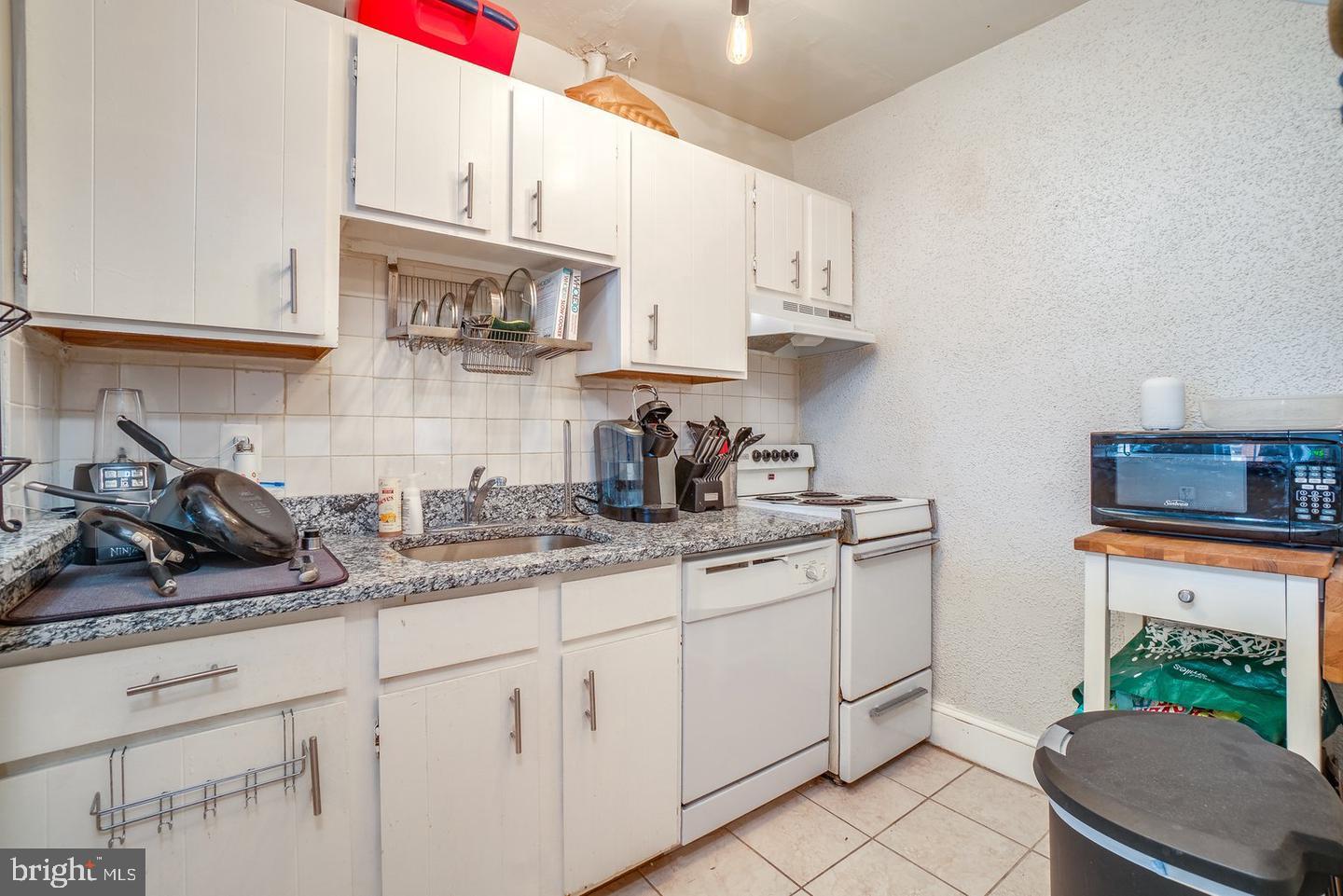 FEDERAL HILL HISTORIC DISTRICT - Residential Lease