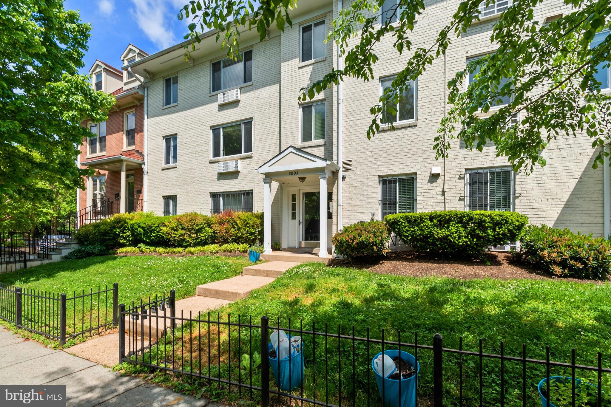2001 ALLEN PLACE 2005 NW 301