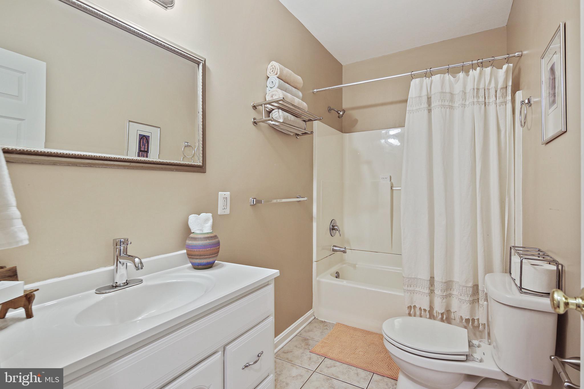 CANTON - Residential Lease