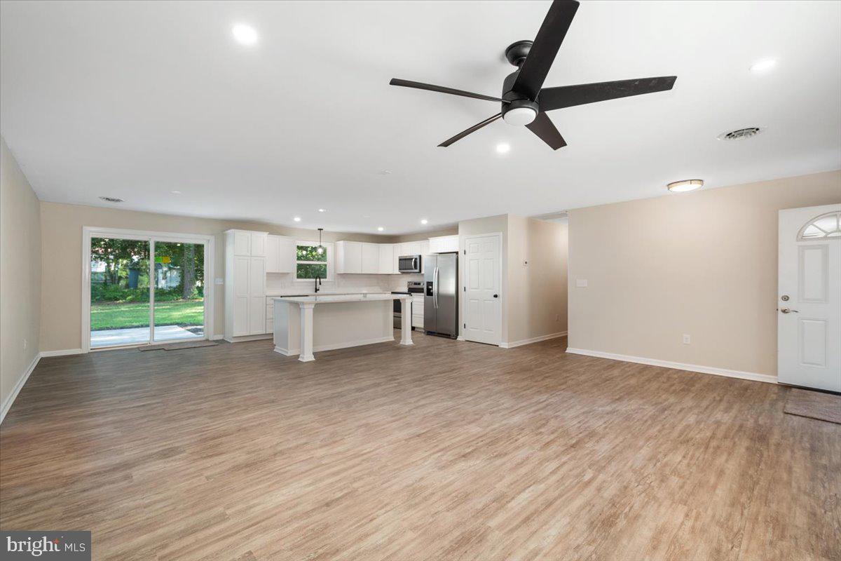 AVALON PARK - Residential