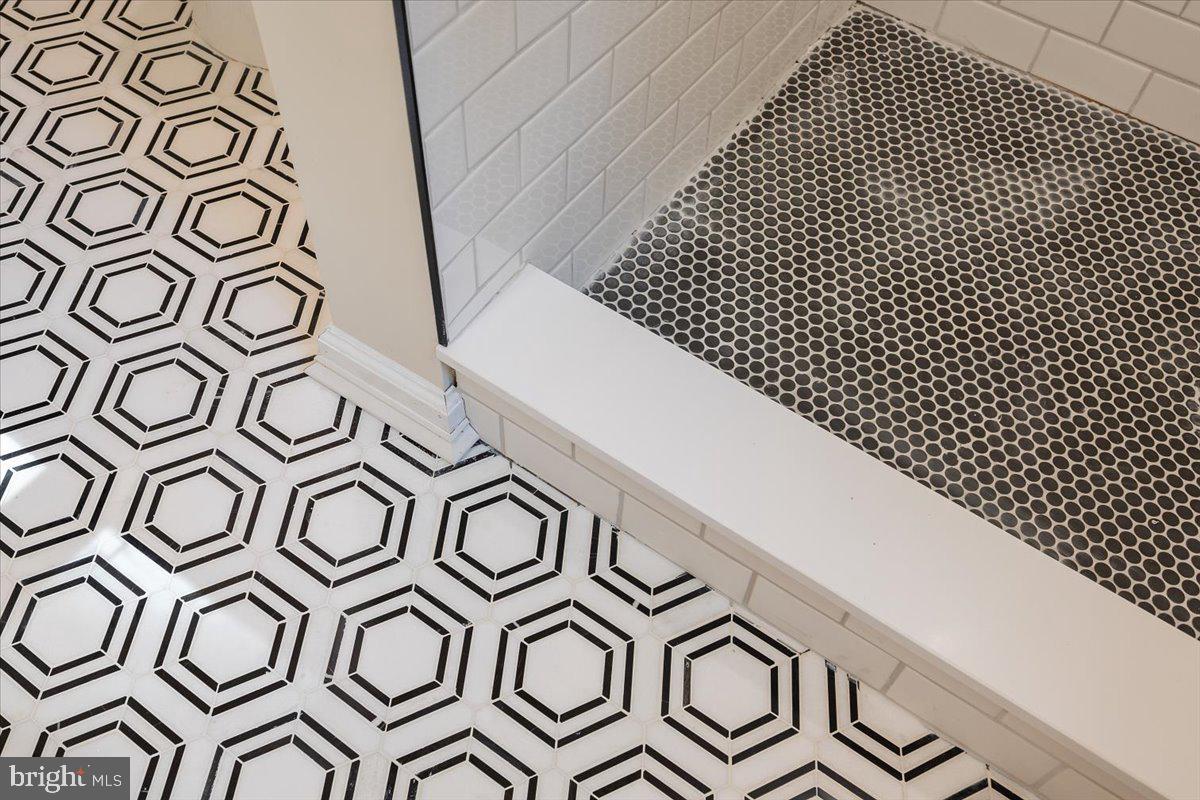 AVALON PARK - Residential