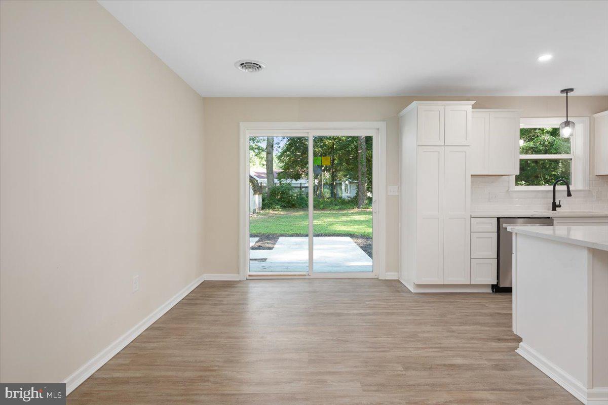 AVALON PARK - Residential