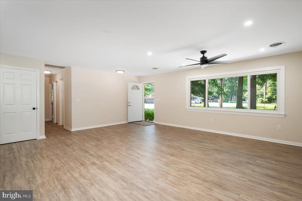 AVALON PARK - Residential