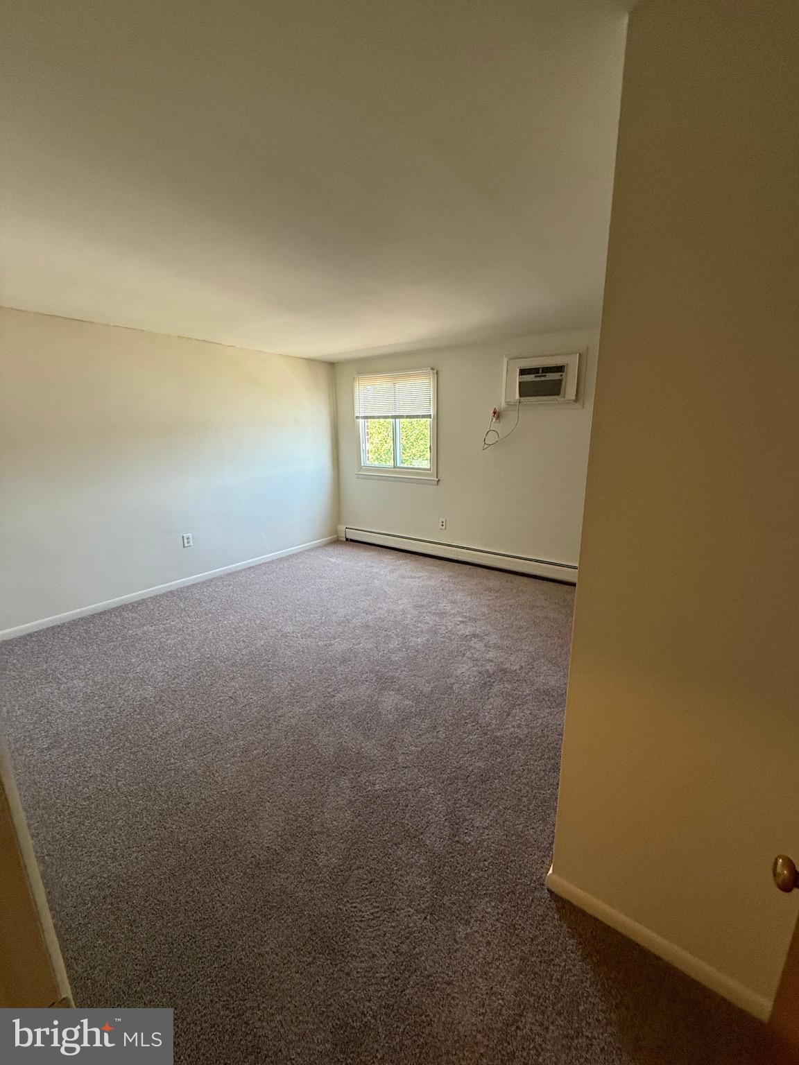 910 FOX CHASE ROAD 16
