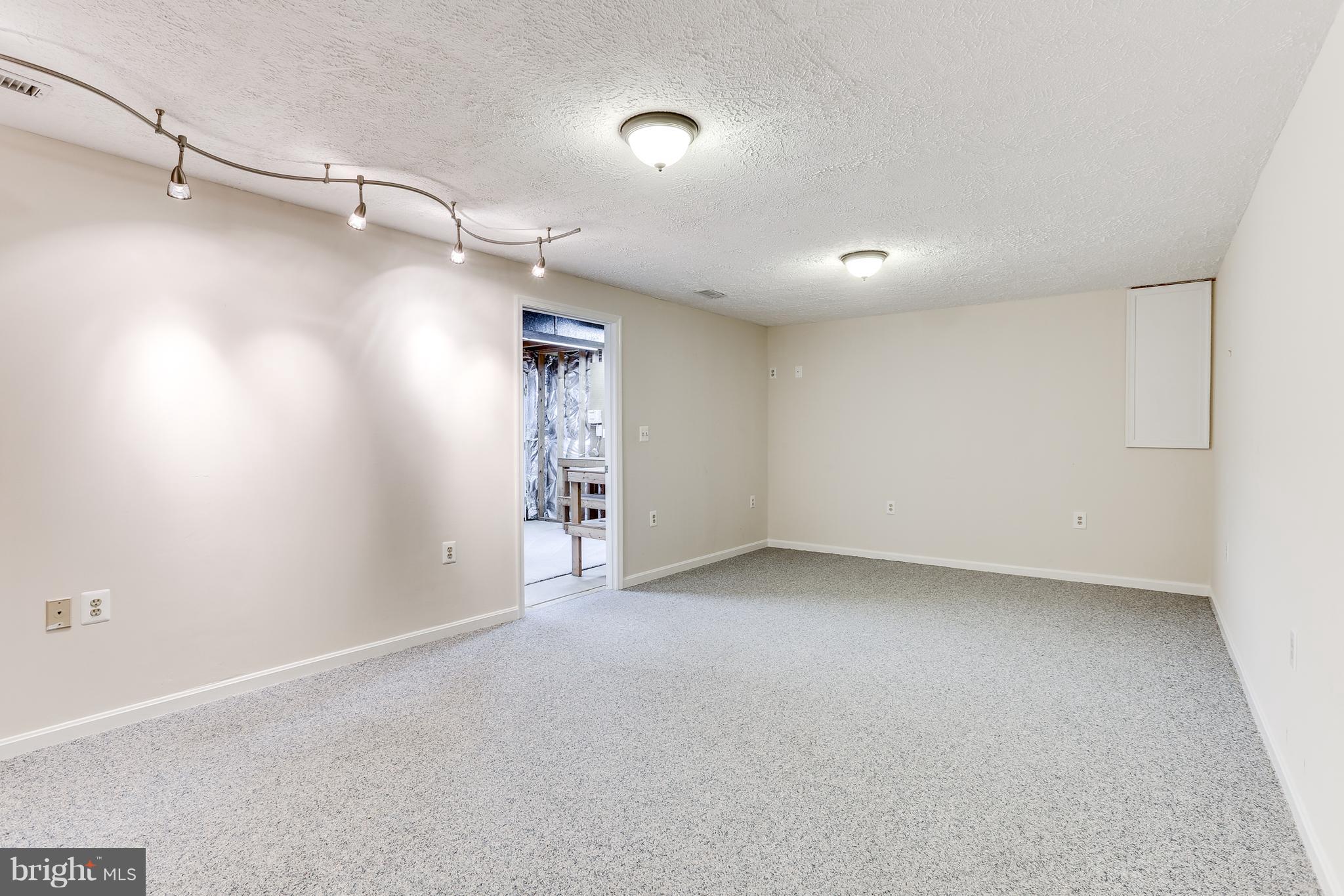 ROSSLARE - Residential