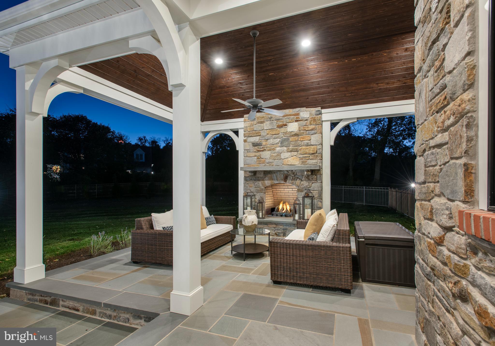 ESTATES AT HOWELL RIDGE - Residential