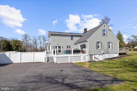 1217 VALLEY ROAD PASADENA MD 21122