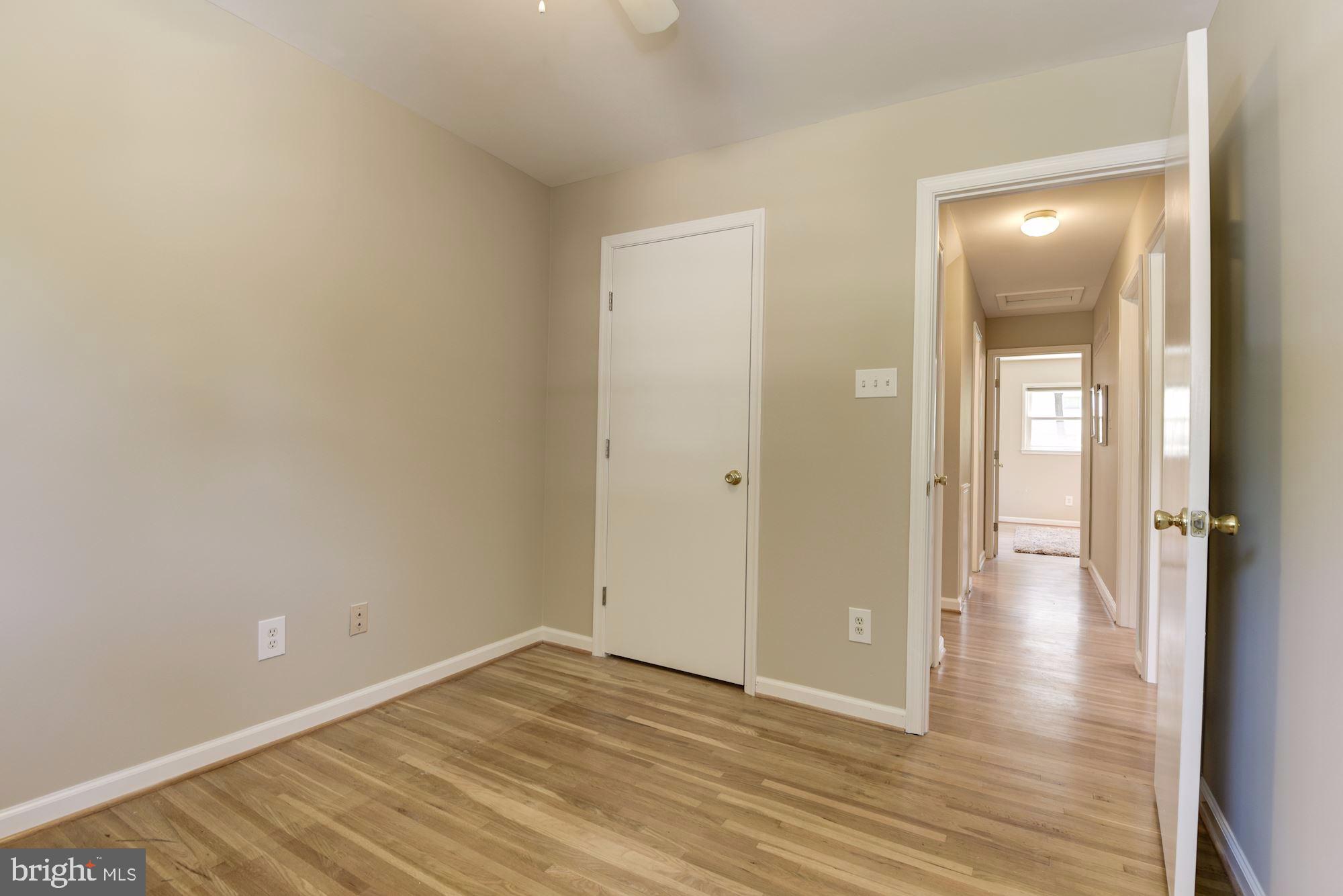 ROLLING VALLEY - Residential