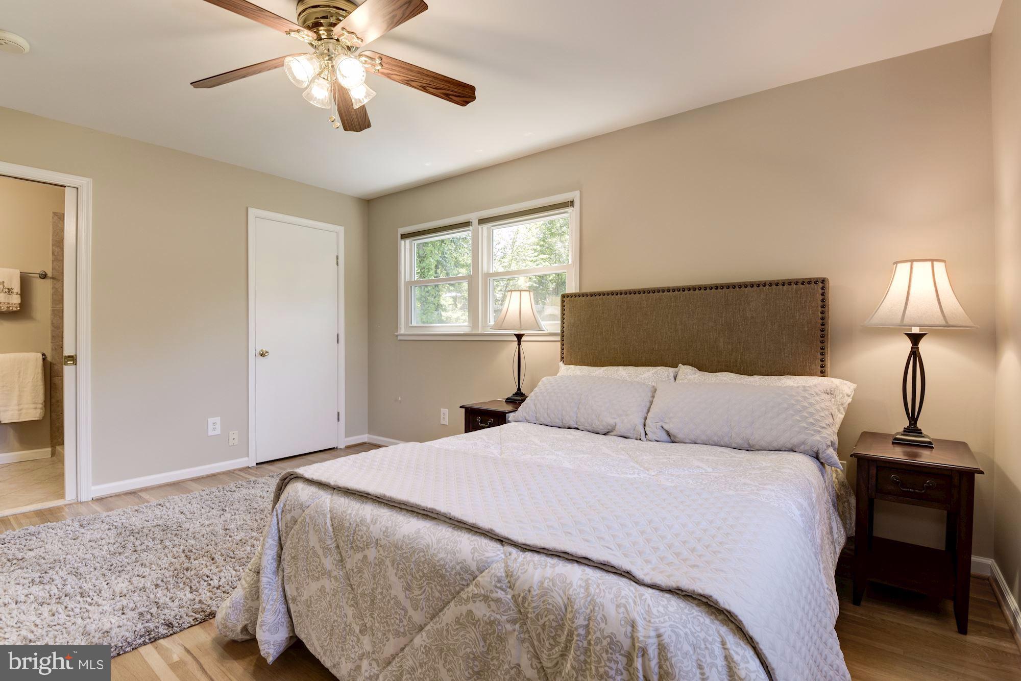 ROLLING VALLEY - Residential