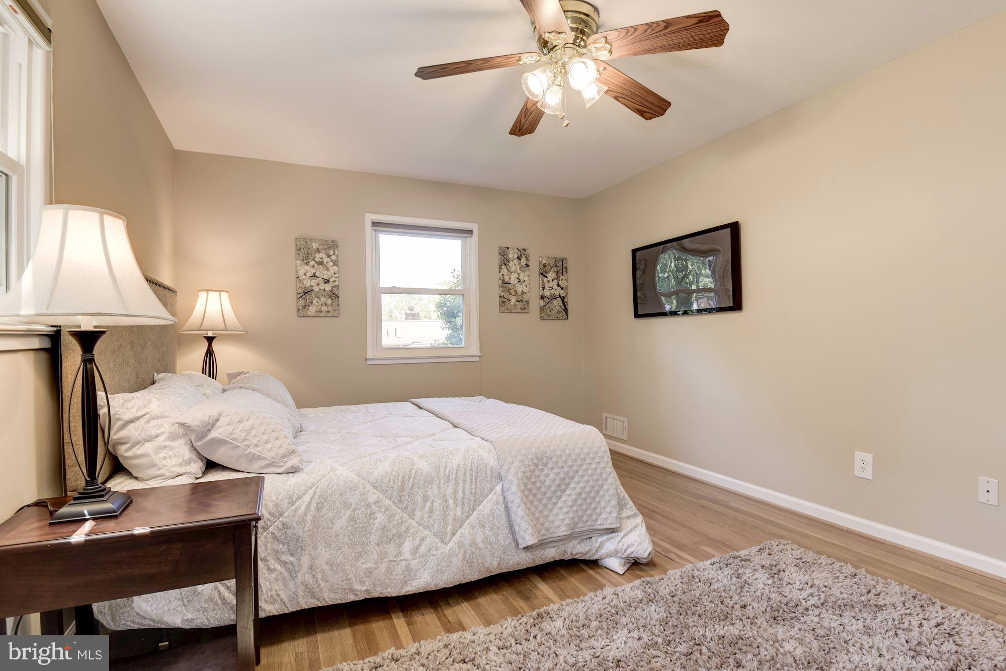 ROLLING VALLEY - Residential