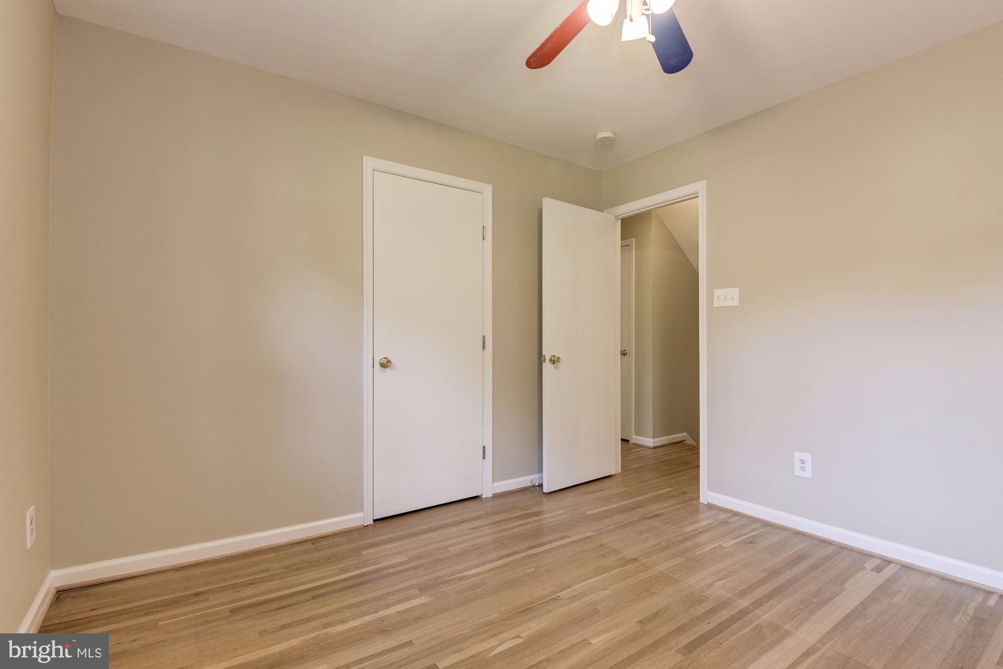 ROLLING VALLEY - Residential