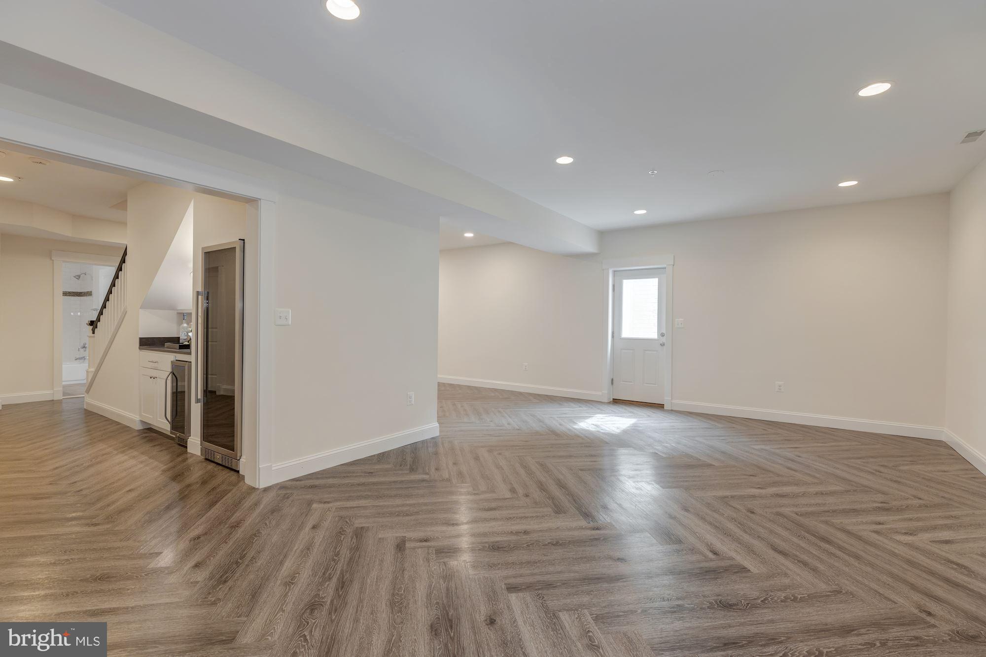 GLEN ECHO HEIGHTS - Residential