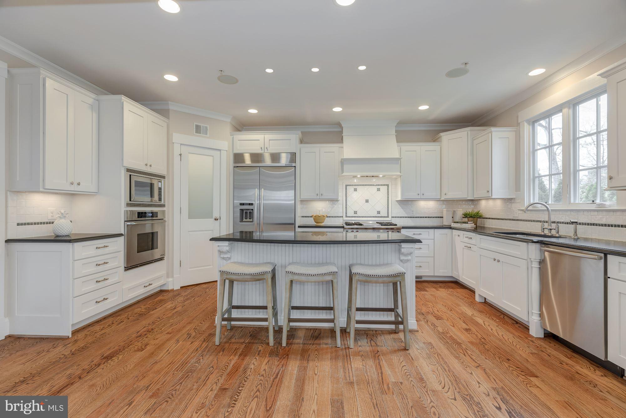 GLEN ECHO HEIGHTS - Residential