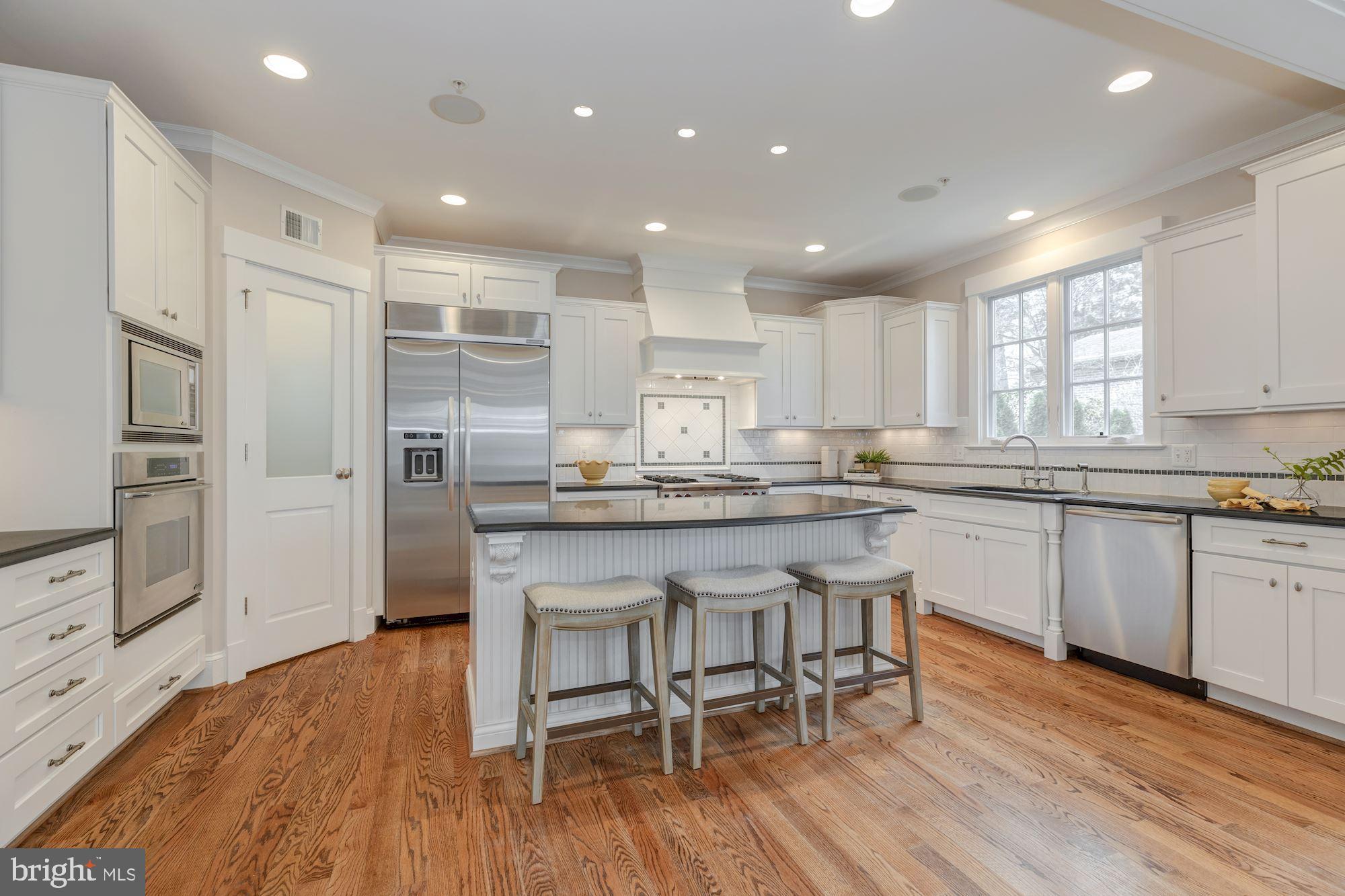 GLEN ECHO HEIGHTS - Residential