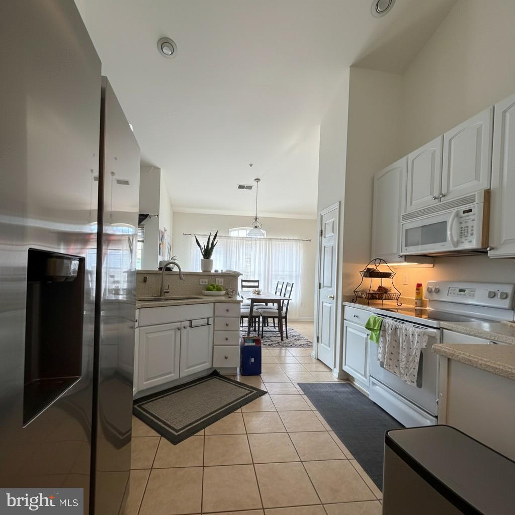 2608 HOODS MILL COURT 401