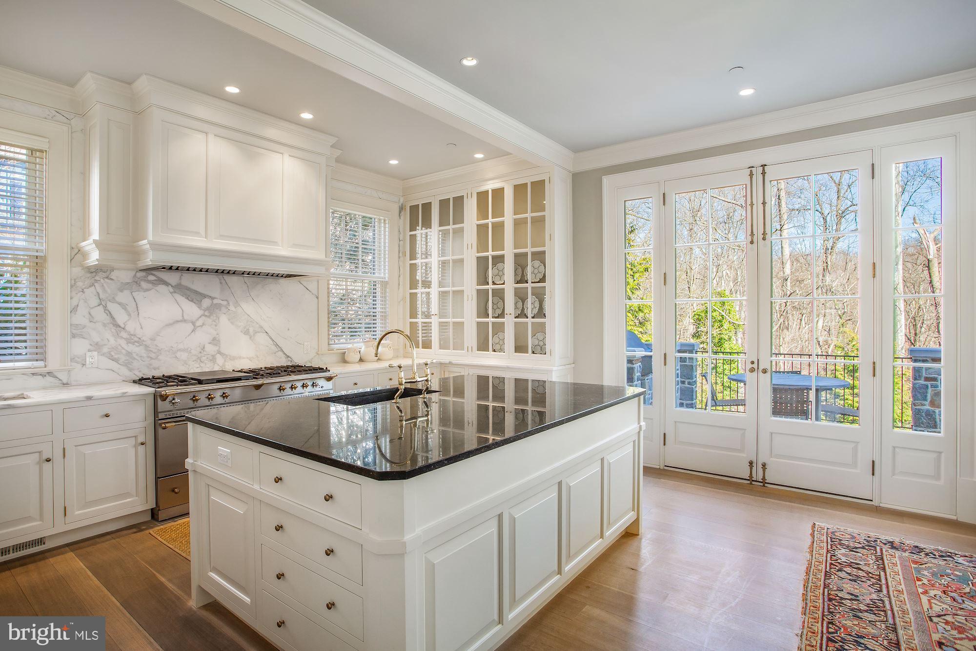 PHILLIPS PARK - Residential