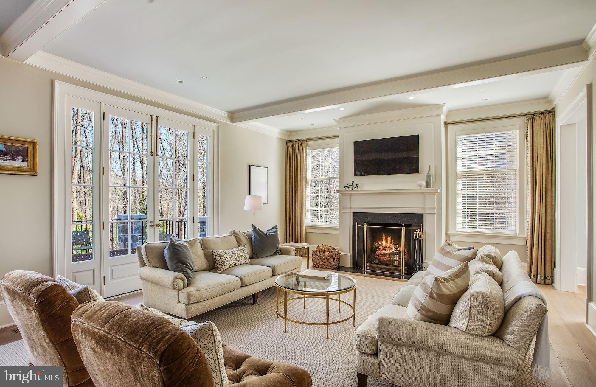 PHILLIPS PARK - Residential