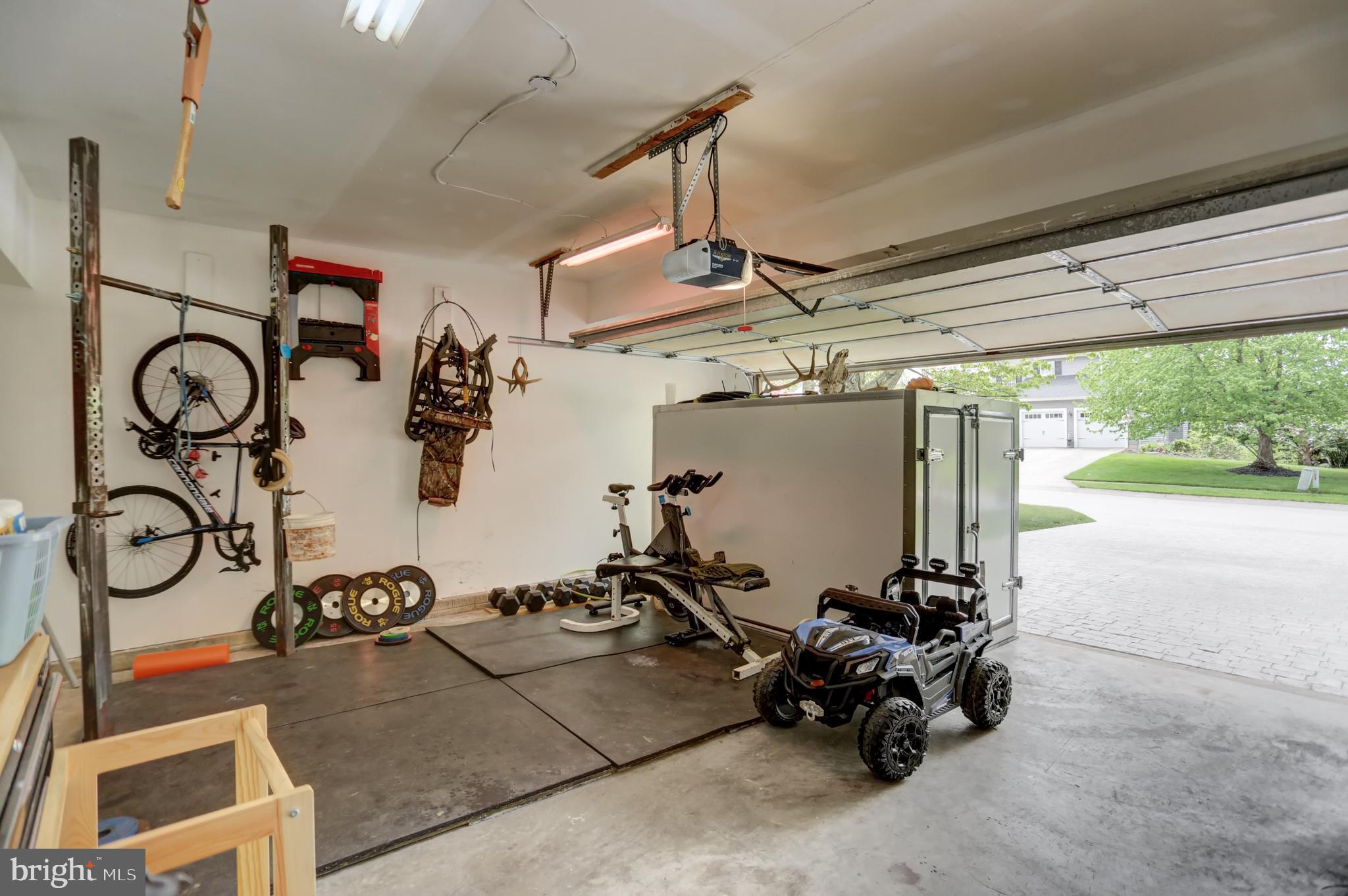 AVONDALE RUN - Residential